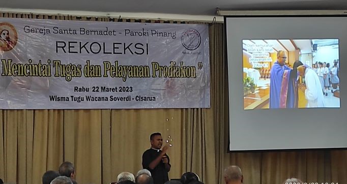 rekoleksi 1 Pater Maro--foto pelantikan_1